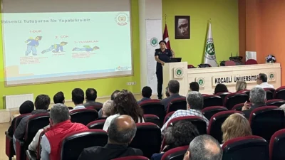 Kocaeli Büyükşehir İtfaiyesi, Kocaeli Üniversitesi Teknoloji Fakültesi’nde görevli personele eğitim