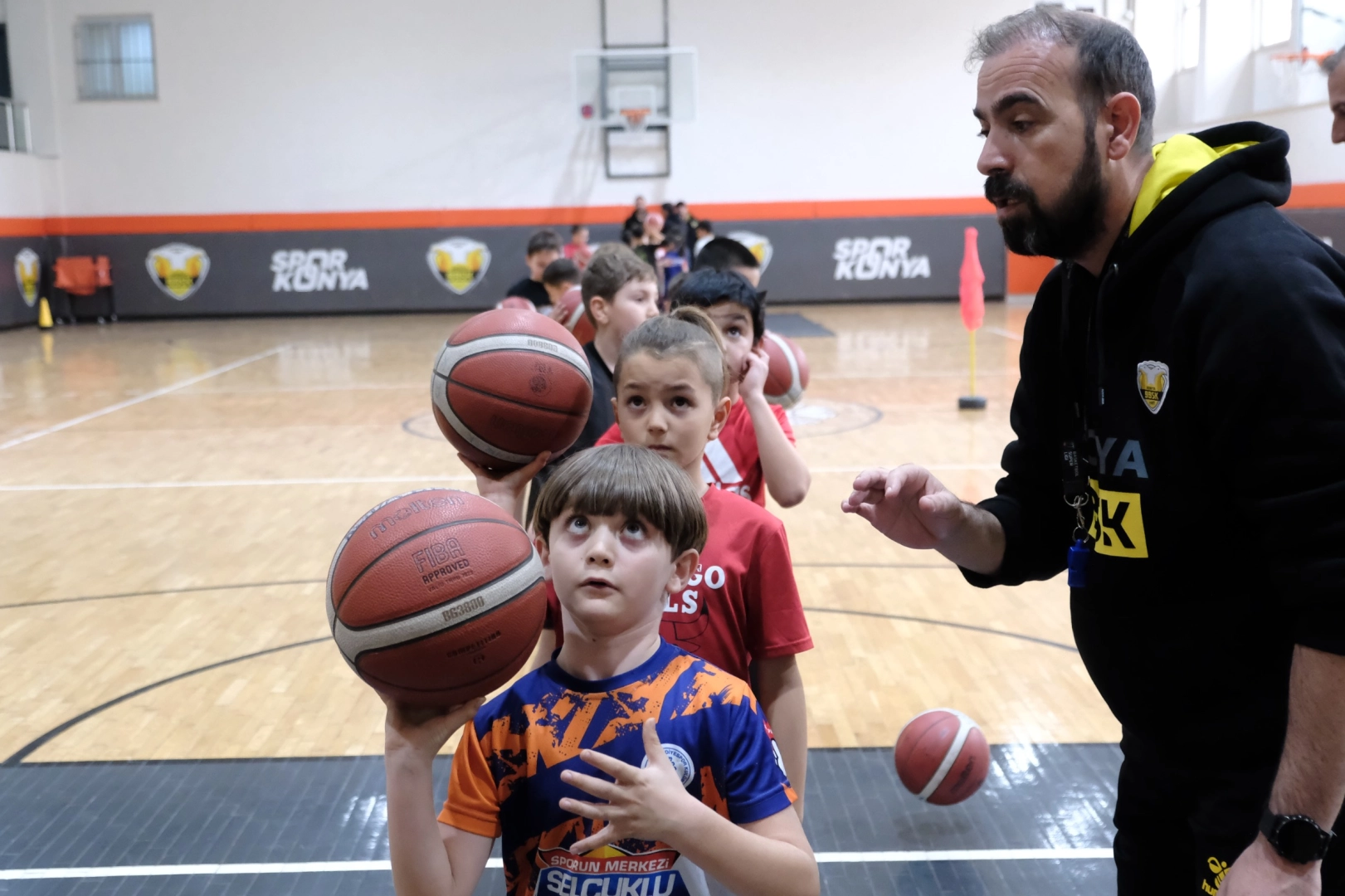 Konya Büyükşehir Belediyespor, 8-14 yaş arası erkek basketbolcu adayları için