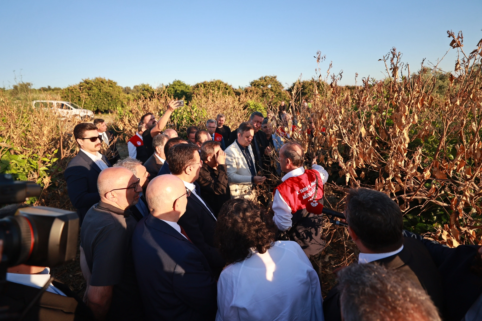 TBMM Zirai Don Olayını Araştırma Komisyonu, Mersin’in Akdeniz ilçesinde Nisan