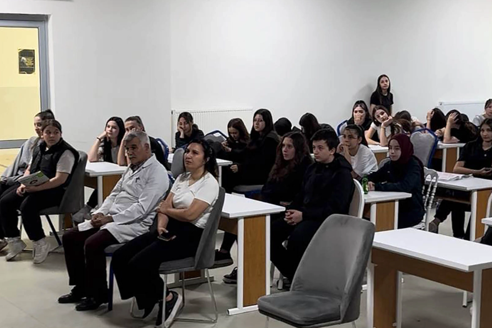Sakarya Büyükşehir Belediyesi, dijital bağımlılıkla mücadele kapsamında Sapanca Lokman Hekim