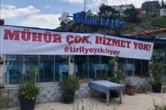 Bursa’nın Mudanya ilçesinde Tirilyespor Kulübü, sahildeki dolgu alanında faaliyet gösteren