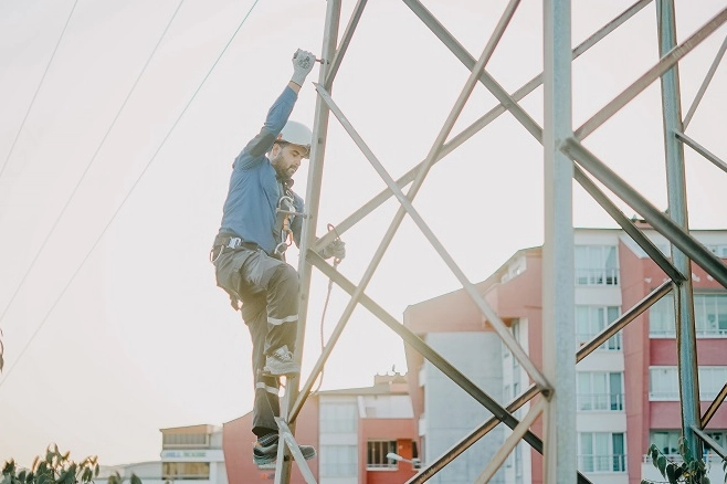 Bursa, Balıkesir, Çanakkale ve Yalova’da hizmet veren Uludağ Elektrik Dağıtım