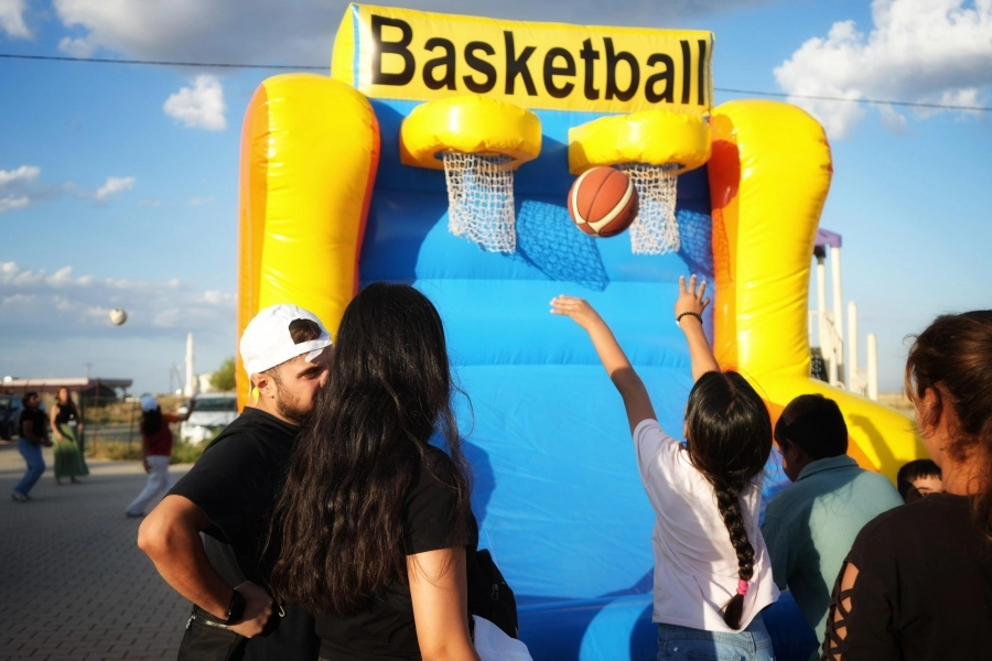 Diyarbakır Büyükşehir Belediyesi ve Kayapınar Belediyesi, Baykara Mahallesi’nde “Çocuk Spor