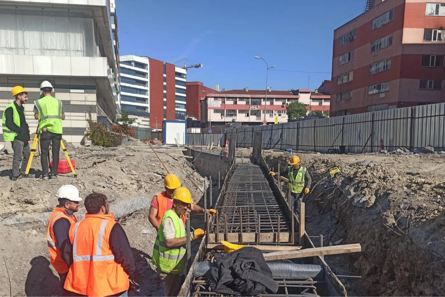İstanbul Büyükşehir Belediyesi’nin (İBB) ulaşım yatırımlarından biri olan Feshane–Bayrampaşa Tramvay