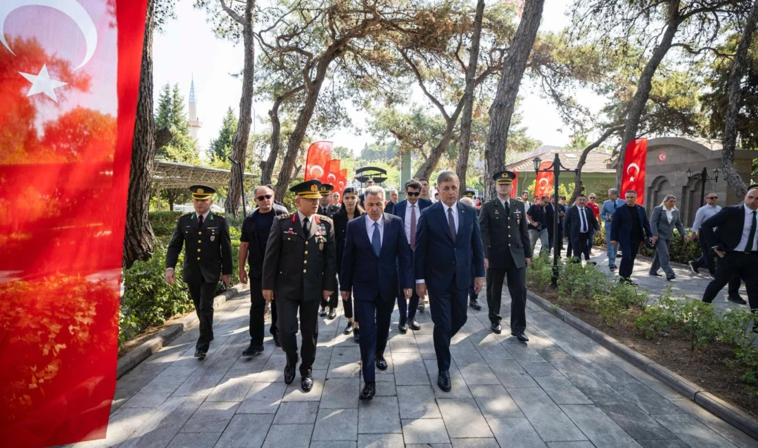 İzmir Büyükşehir Belediye Başkanı Dr. Cemil Tugay, 15 Temmuz Demokrasi