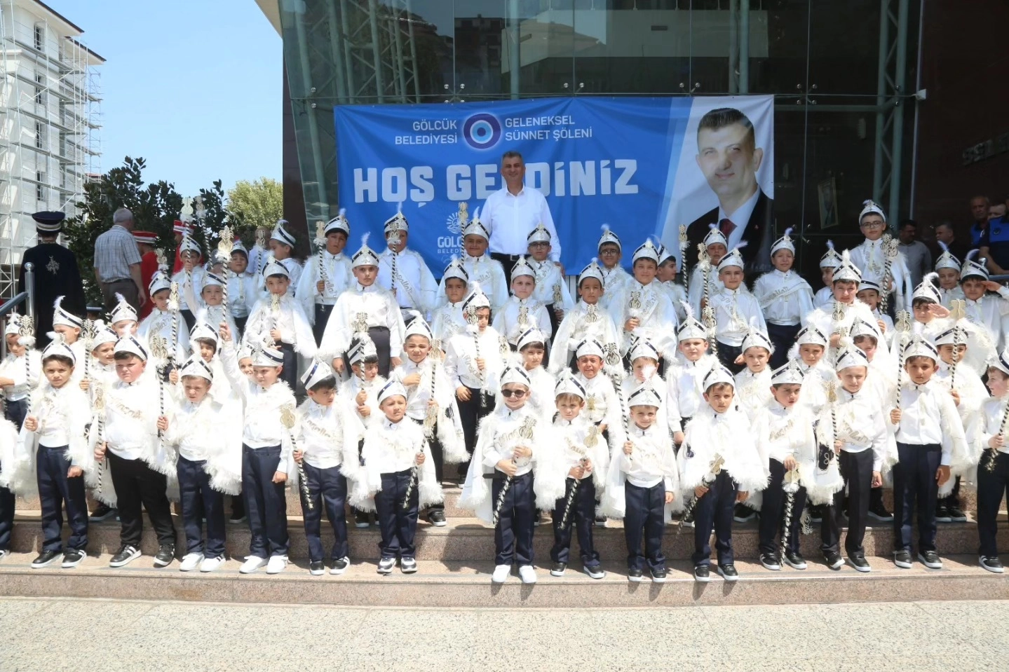 Kocaeli’de Gölcük Belediyesi Geleneksel Sünnet Şöleni’nde bu yıl 83 çocuğun