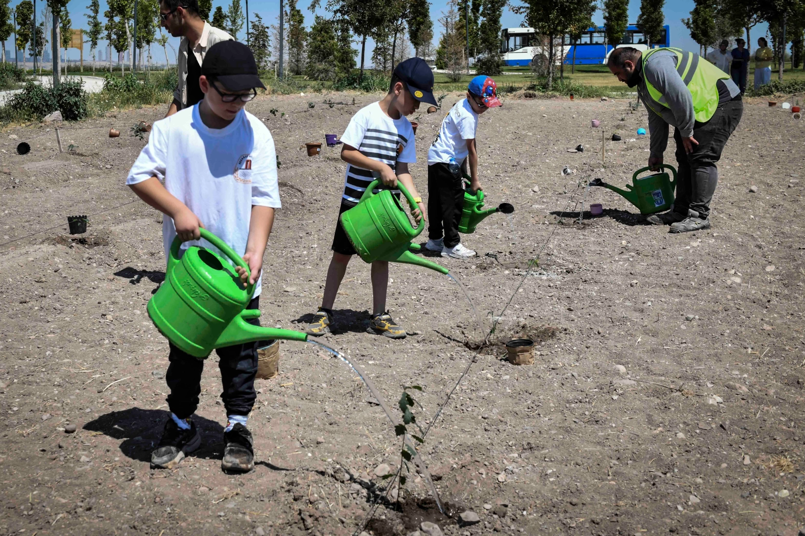 TEMA Vakfı ve Ankara Büyükşehir Belediyesi bünyesinde bulunan 18 Çocuk