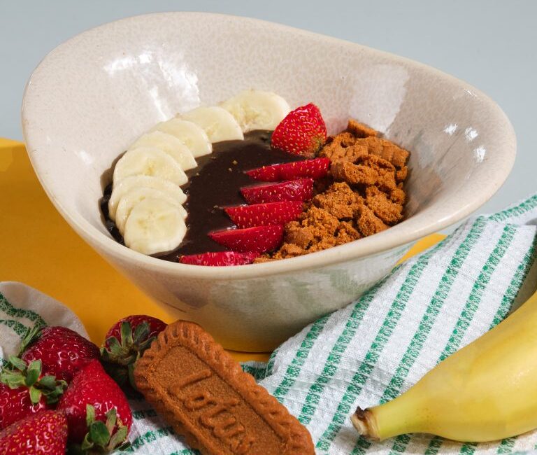 Kayseri kahvaltı, şehrin kültürel kimliğiyle özdeşleşmiş önemli bir gelenektir. Her