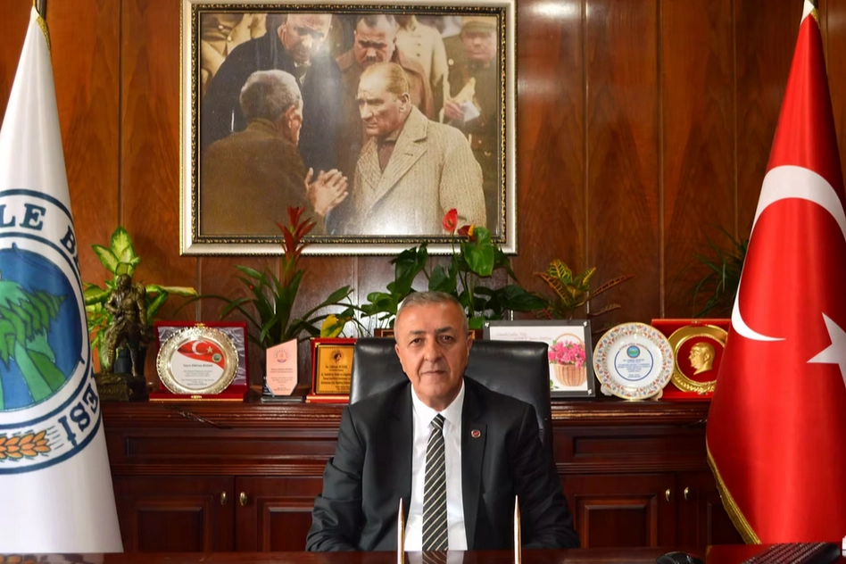 Ardahan Göle Belediye Başkanı Gökhan Budak, CHP’den istifa ettiğini duyurdu.