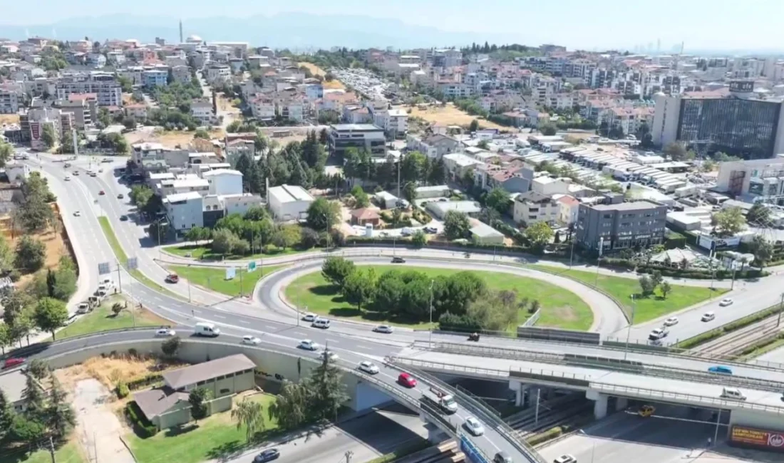 Bursa Büyükşehir Belediyesi, Ata Bulvarı ile Sanayi Caddesi kesişiminde bulunan