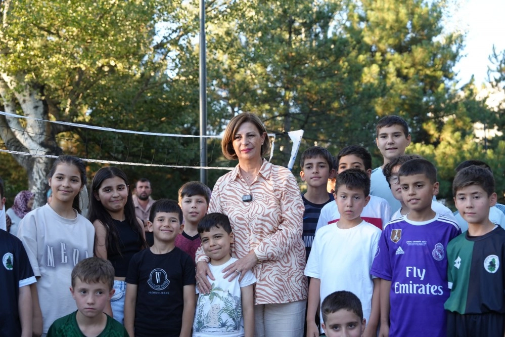 Eskişehir Büyükşehir Belediye Başkanı Ayşe Ünlüce, Büyükşehir Belediyesi Çocuk Hakları