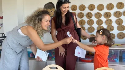 İzmit Belediyesi Çınar Çocuk Evleri, 2025-2026 eğitim öğretim yılına öğrencilerin