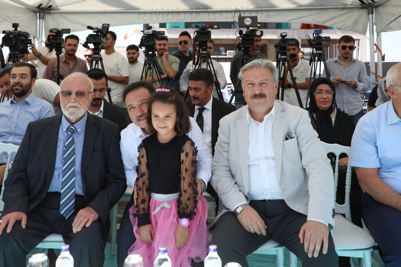 Kayseri Melikgazi Belediye Başkanı Doç. Dr. Mustafa Palancıoğlu, Erenköy Mahallesi’nde