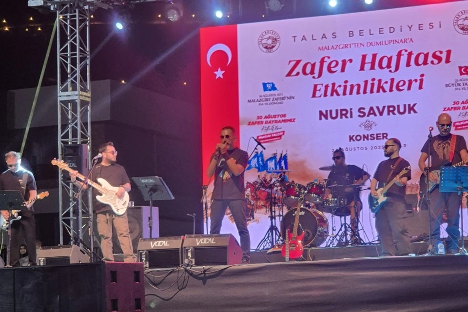 Kayseri de Talas Belediyesi’nin Zafer Haftası Etkinlikleri kapsamında düzenlenen Nuri