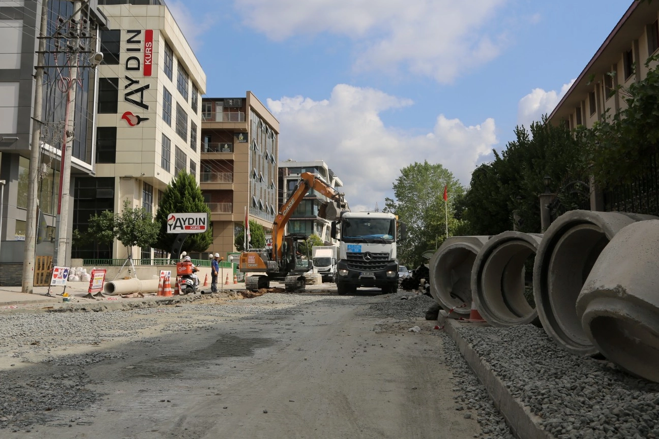 Kocaeli Büyükşehir Belediyesi İSU Genel Müdürlüğü, İzmit Yahyakaptan Mahallesi’nde kapsamlı