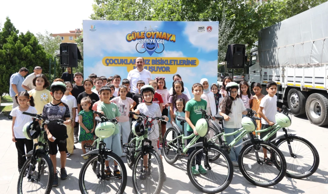 Konya Büyükşehir Belediye Başkanı Uğur İbrahim Altay, “Güle Oynaya Camiye