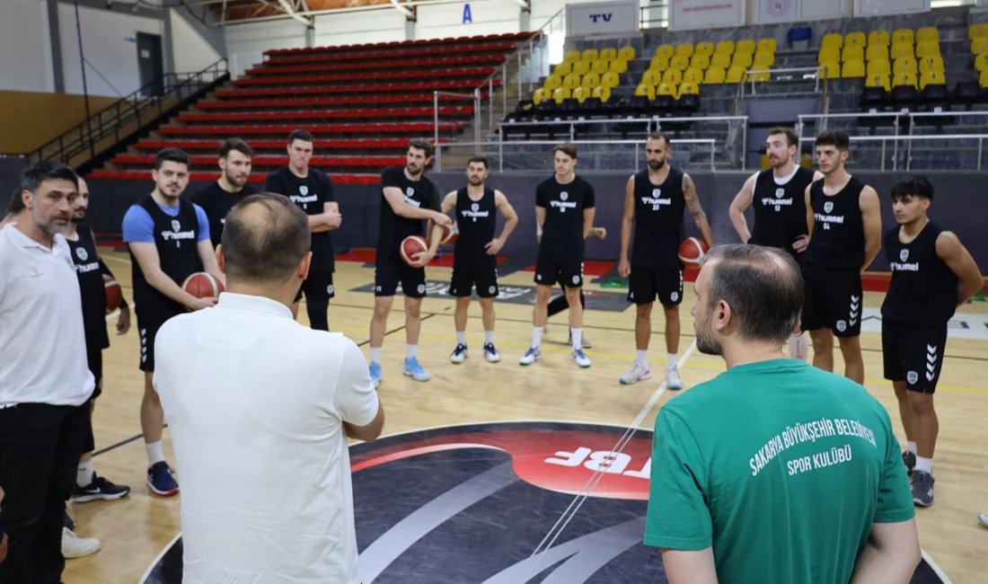 Sakarya’nın basketboldaki tek temsilcisi Büyükşehir Basketbol takımı 2025-2026 sezonu için