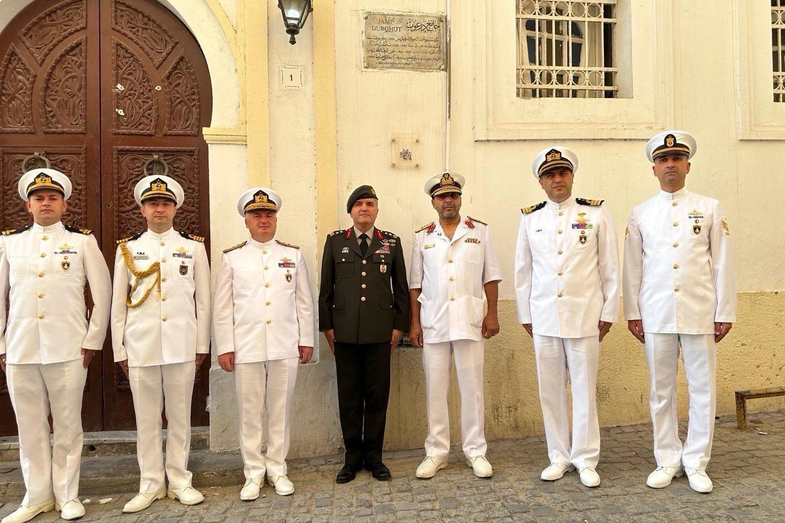 Milli Savunma Bakanlığı, TCG Kınalıada’nın Libya ziyareti sırasında gemi personeli