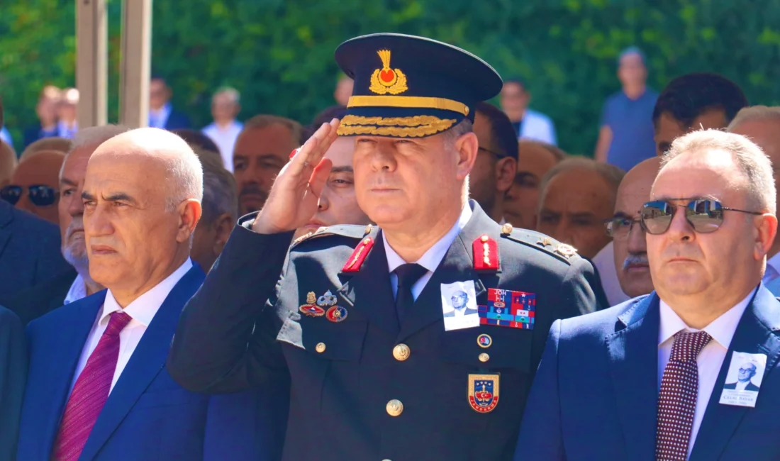 Bursa İl Jandarma Komutanı Tuğgeneral İdris Tataroğlu, 3. Cumhurbaşkanı Celal