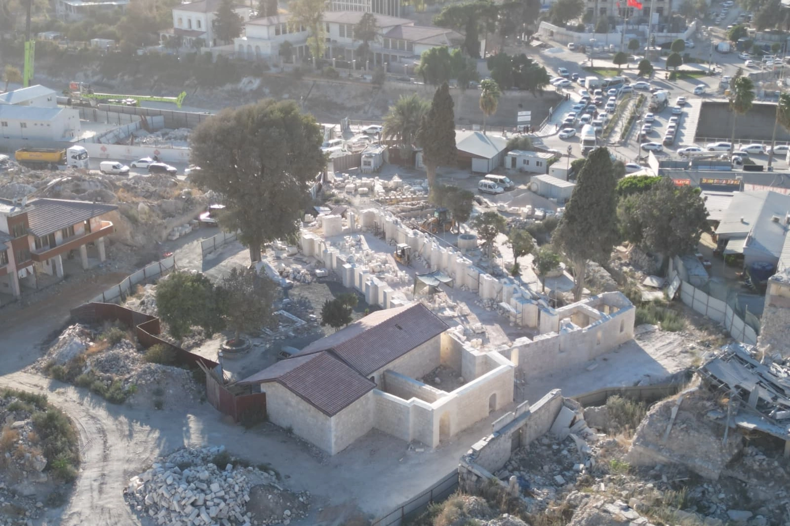 Asrın felaketinde tamamen yerle bir olan Hatay’daki 754 yıllık Antakya