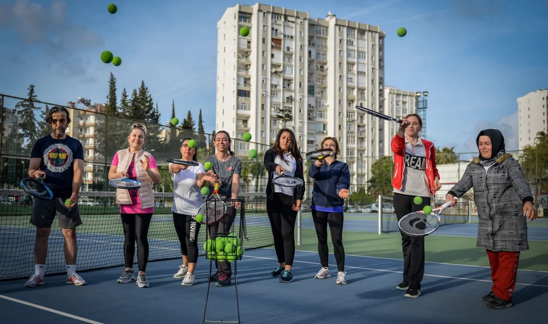 Antalya’da Muratpaşa Belediyesi’nin ‘Sağlıklı Muratpaşa Hareketi’ kapsamında farklı yaş gruplarına