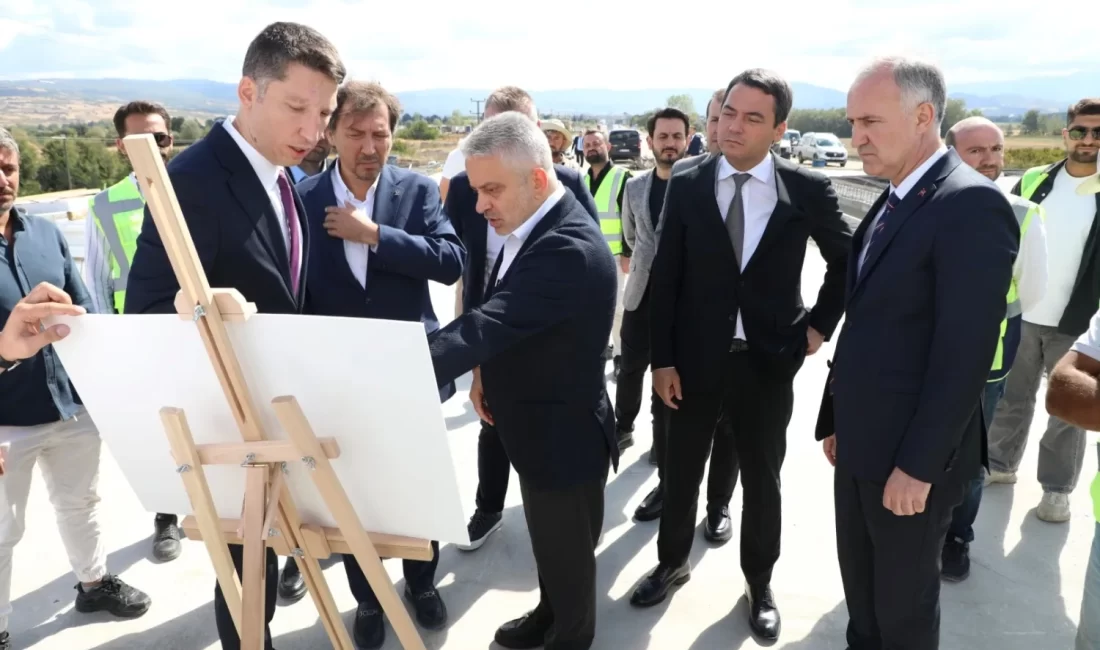 Bursa-Ankara karayolu üzerinde yapımı devam eden Ağaç İşleri Sanayi Kavşağında