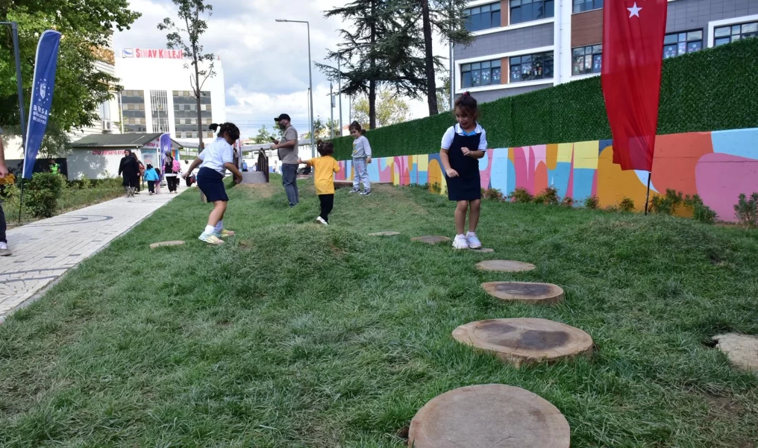 Bursa Büyükşehir Belediyesi’nin Marmara Belediyeler Birliği iş birliğiyle yürüttüğü ‘Sokaklar