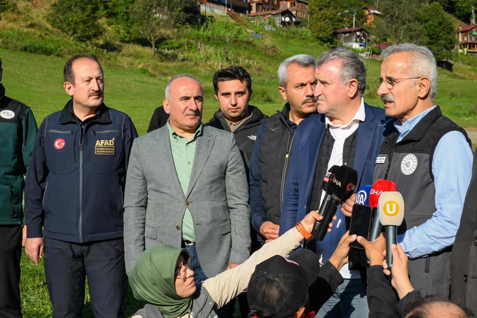 Ulaştırma ve Altyapı Bakanı Abdulkadir Uraloğlu, Rize’de meydana gelen selin