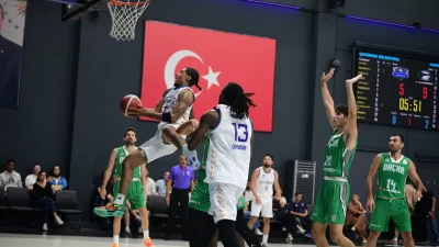 Türkiye Basketbol Ligi 2025-2026 Sezonu açılış karşılaşmasında Darüşşafaka Lassa’yı sahasında