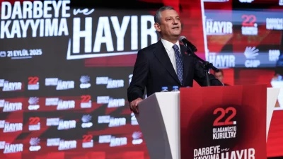 Ankara Nazım Hikmet Kültür Merkezi’nde 22. Olağanüstü Kurultayı’nı gerçekleştiren CHP