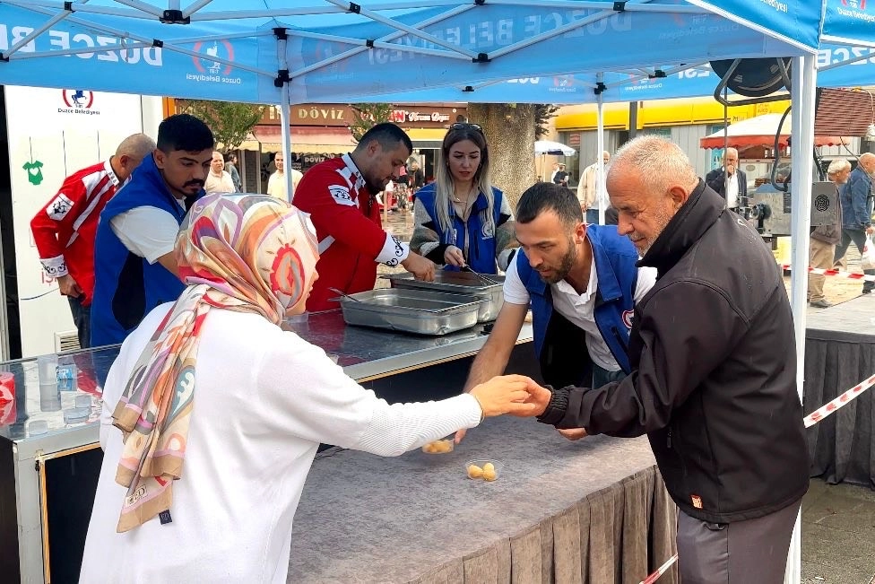 Düzce’de 19 Eylül Gaziler Günü dolayısıyla düzenlenen etkinlikler kapsamında Düzce