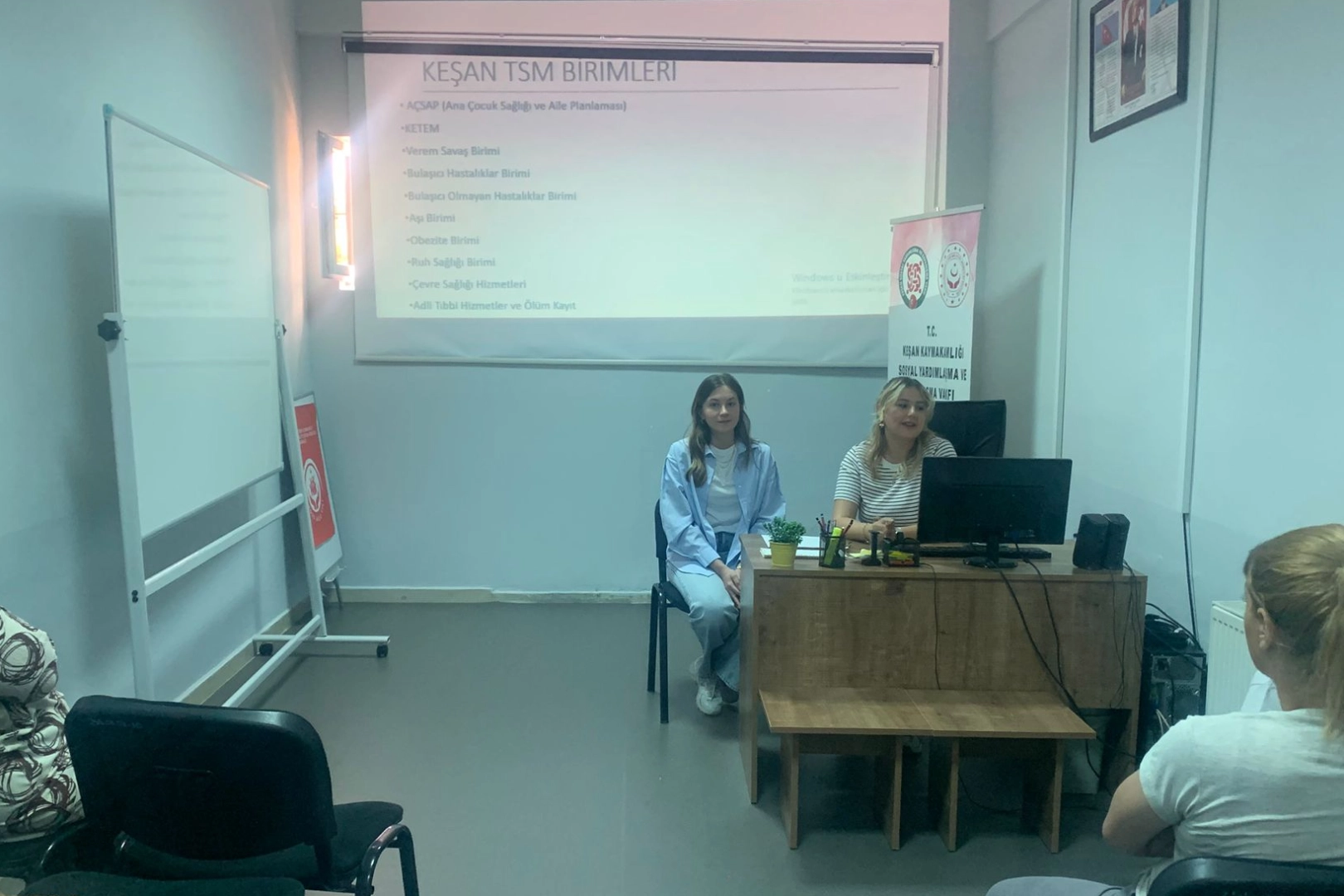 Edirne Keşan İlçe Sağlık Müdürlüğü, vatandaşları sağlık hizmetleri konusunda bilinçlendirmek