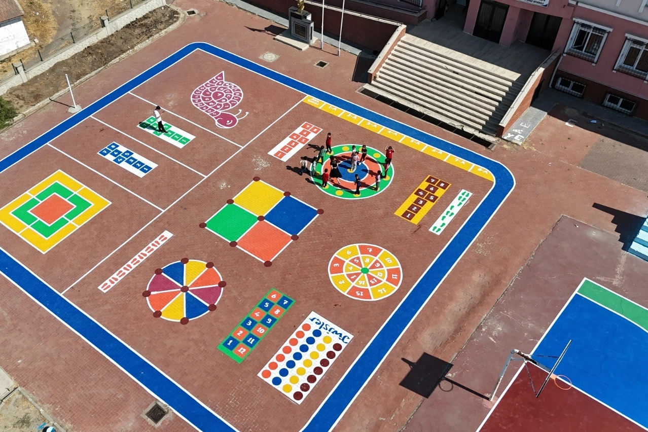 Edirne’nin Uzunköprü ilçesine bağlı Harmanlı Köyü’nde muhtar örnek bir projeye