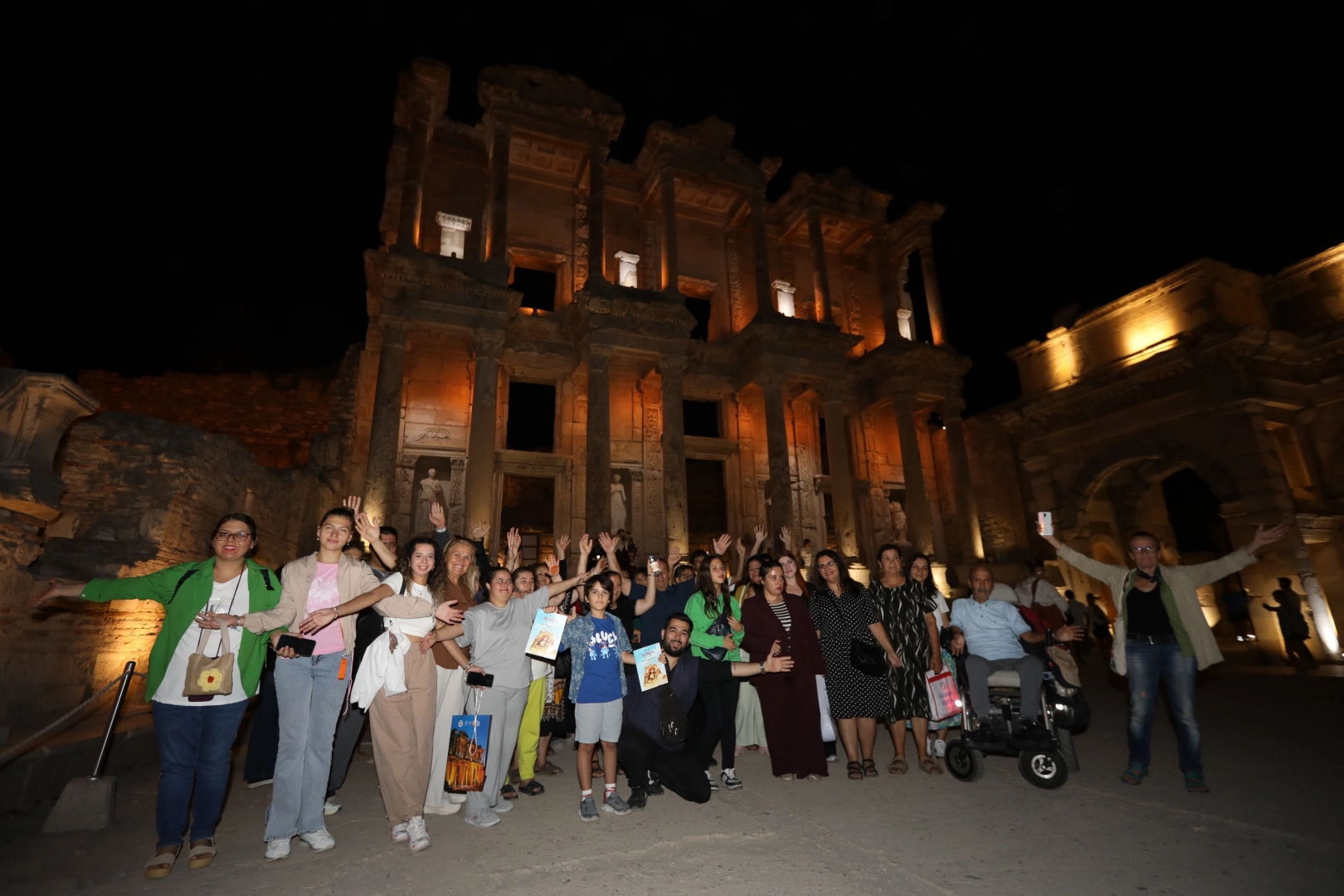 Efes Selçuk Belediyesi Kadın ve Aile Hizmetleri Müdürlüğü’ne bağlı Engelsiz