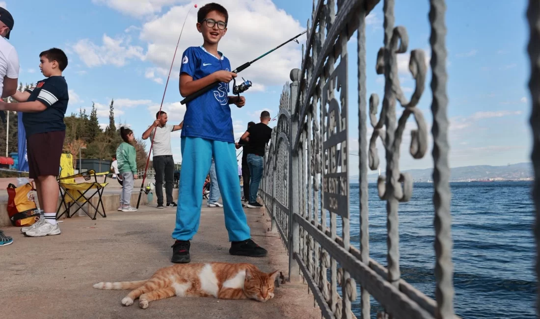 Gebze Belediyesi’nin düzenlediği 2. Geleneksel Baba-Çocuk Balık Tutma Etkinliği, bu