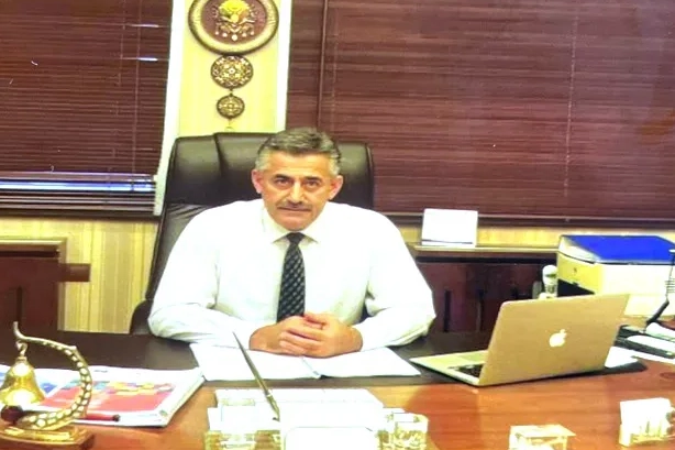 Türk siyasetinin deneyimli isimlerinden, TBMM 22. ve 23. Dönem Düzce