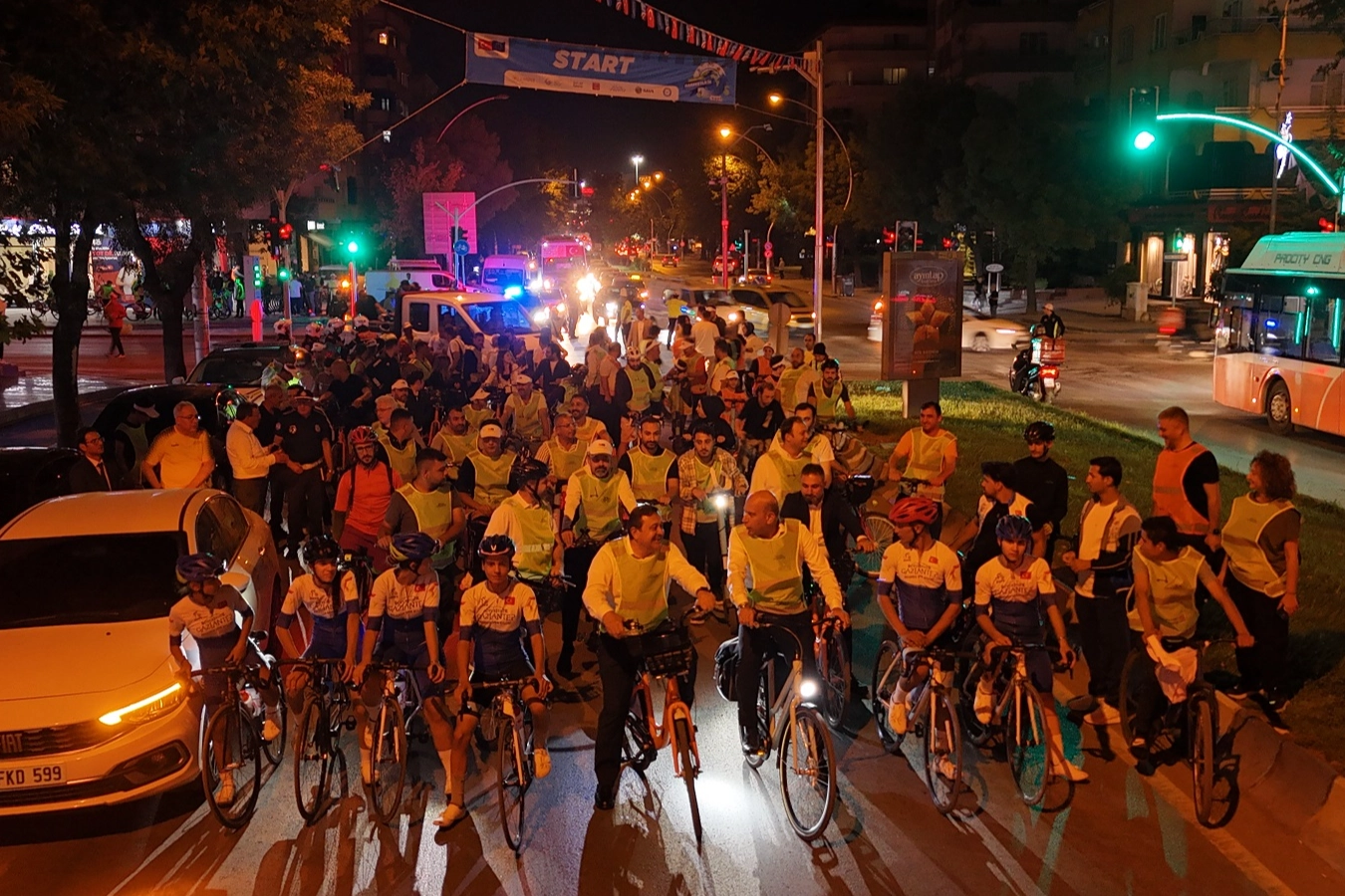 Gaziantep Büyükşehir Belediyesi, Avrupa Hareketlilik Haftası kapsamında düzenlenen “Arabasız Gün”