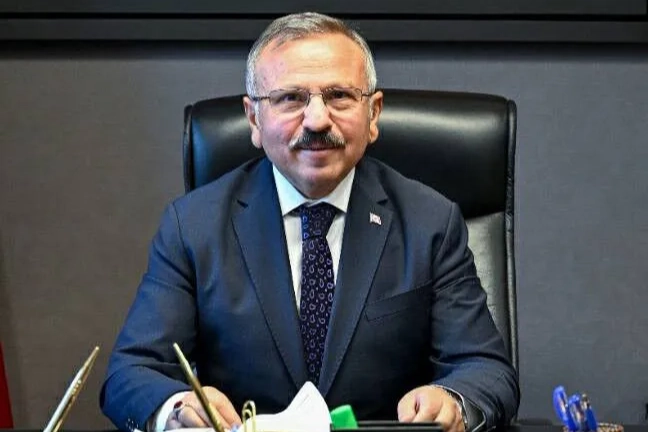 Tarihçi ve yazar Prof. Dr. İlber Ortaylı, gazeteci Adem Metan