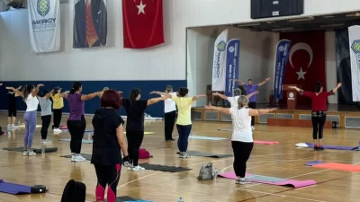 Bakırköy Belediyesi’nin Atatürk Spor ve Yaşam Köyü’nde düzenlediği “Sabah Sporları”