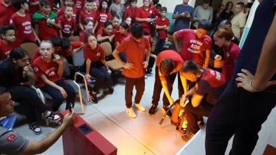 İzmir Büyükşehir Belediyesi, her yıl 25 Eylül-1 Ekim tarihleri arasında