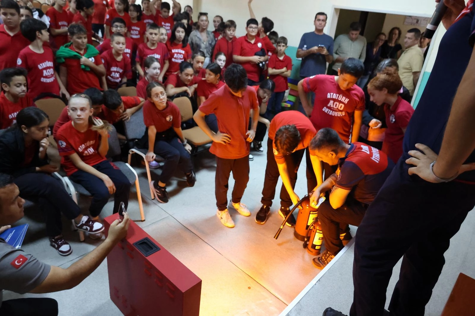 İzmir Büyükşehir Belediyesi, her yıl 25 Eylül-1 Ekim tarihleri arasında