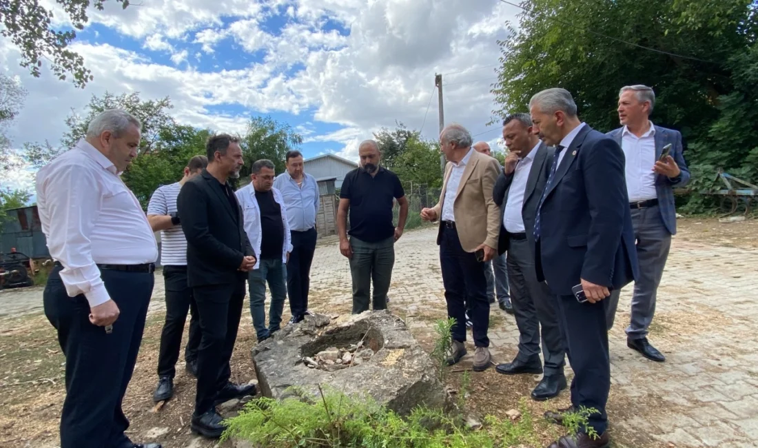 Kocaeli İzmit Belediyesi, Durhasan Mahallesi’nde vatandaşların taleplerini yerinde dinleyerek yeni