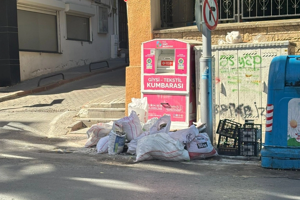 İzmit Belediyesi, çevre temizliği konusunda taviz vermiyor. Kentin huzuru ve