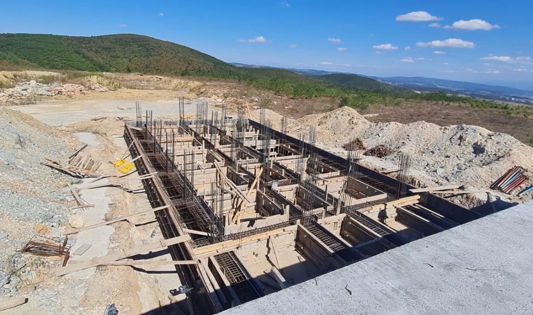 İzmit Belediyesinin sokakta yaşayan can dostlarımız için geçtiğimiz haftalarda temelini