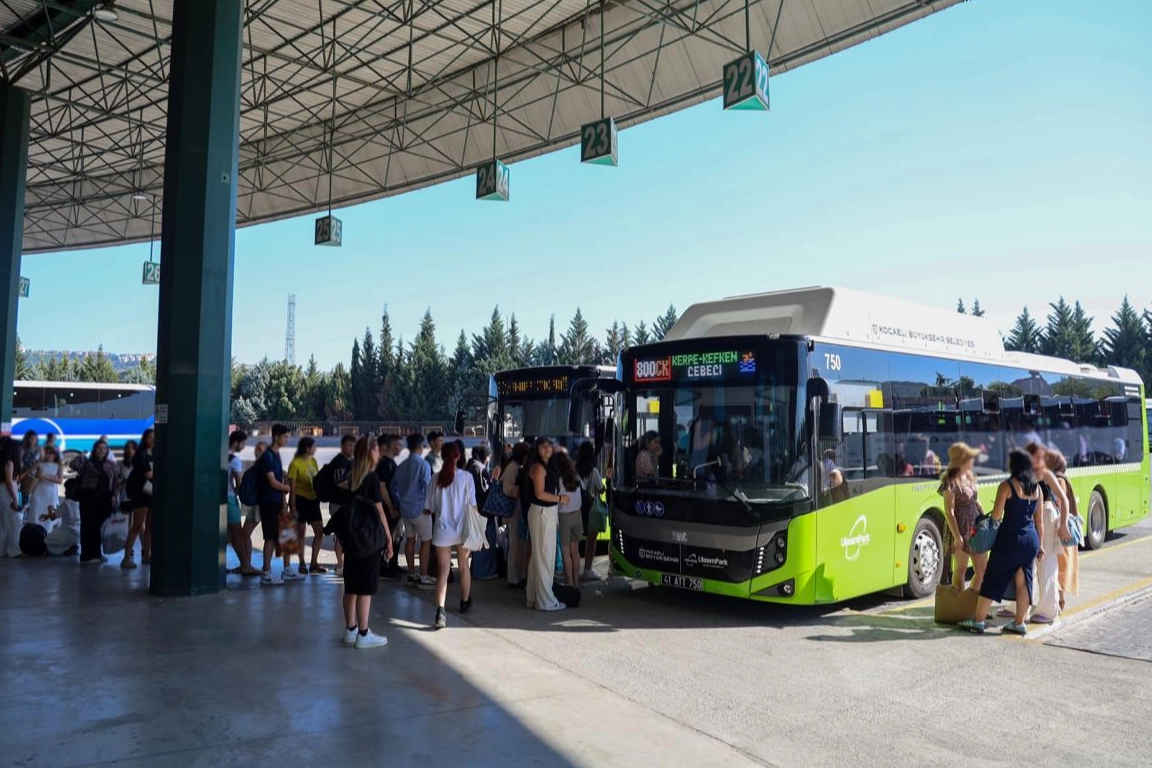 Kocaeli Büyükşehir Belediyesi, yaz sezonunda hizmet veren 800CK hattı ile