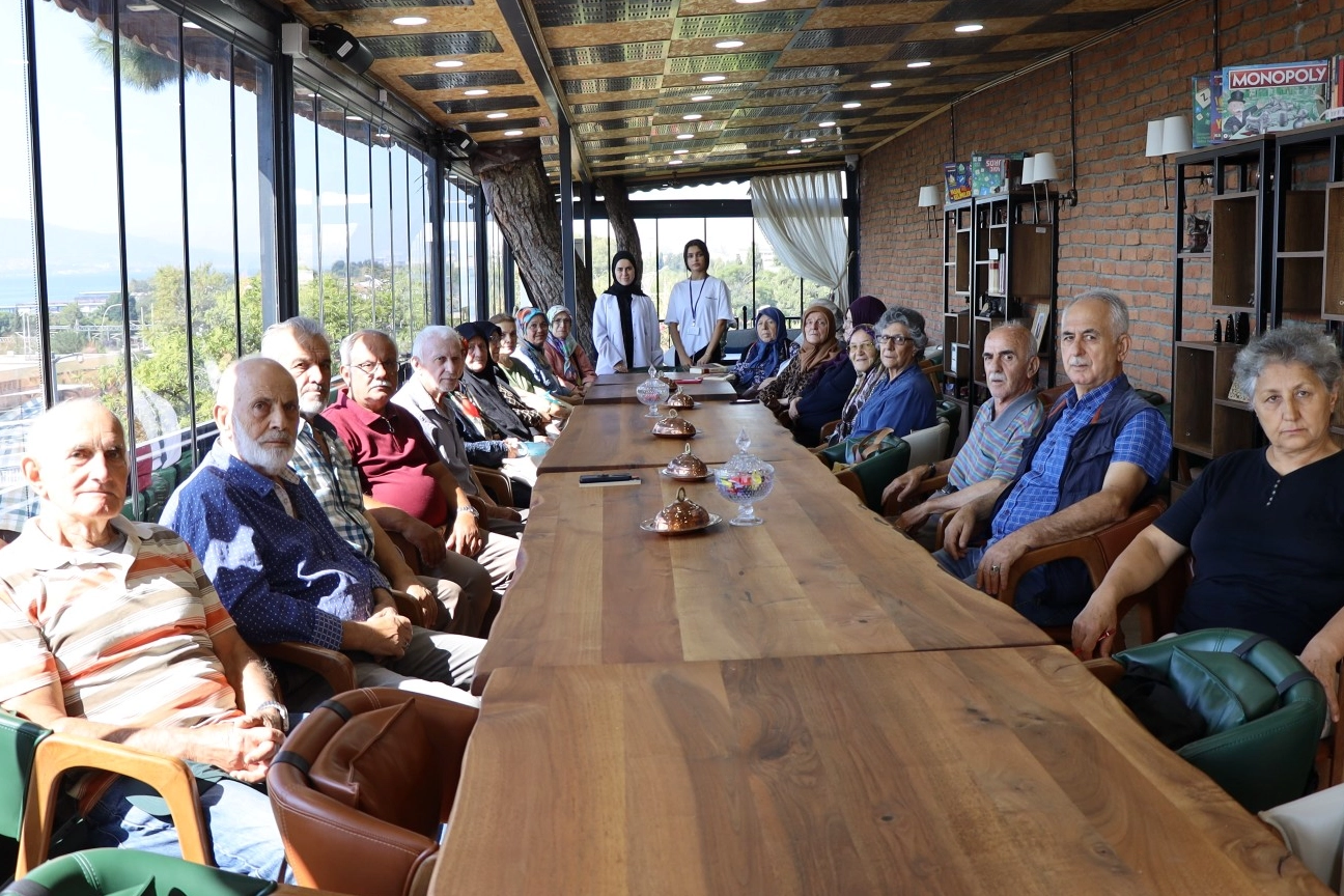 Kocaeli Büyükşehir Belediyesi, Kocaeli’nin çınarlarını kentin en değerli mekânında misafir