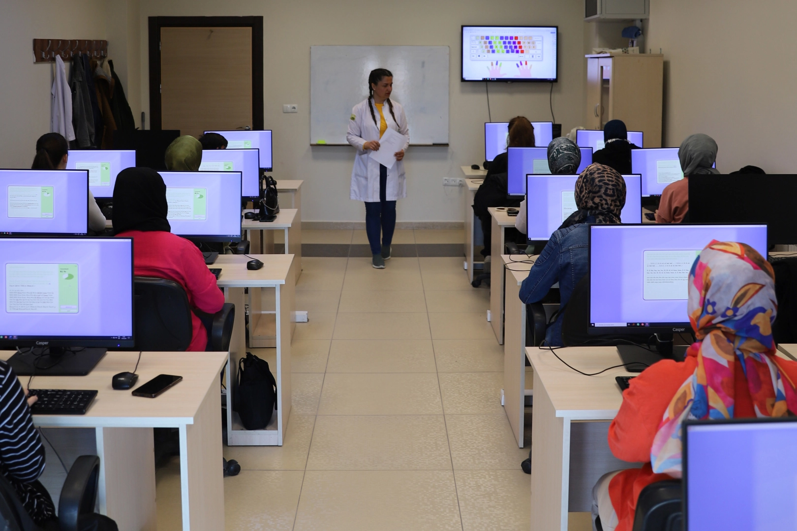 Konya Büyükşehir Belediyesi Meslek Edindirme Kursları ile Aile Sanat ve