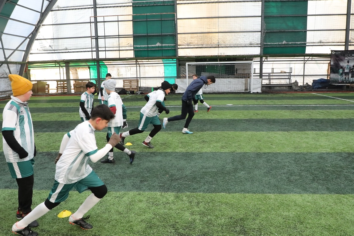 Konya Karatay Belediyesi’nin çocuk ve gençlerin sporla iç içe bir