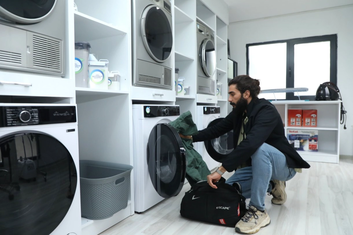 Ordu Büyükşehir Belediyesi tarafından üniversite yerleşkesine kurulan Kent Çamaşırhanesi kısa