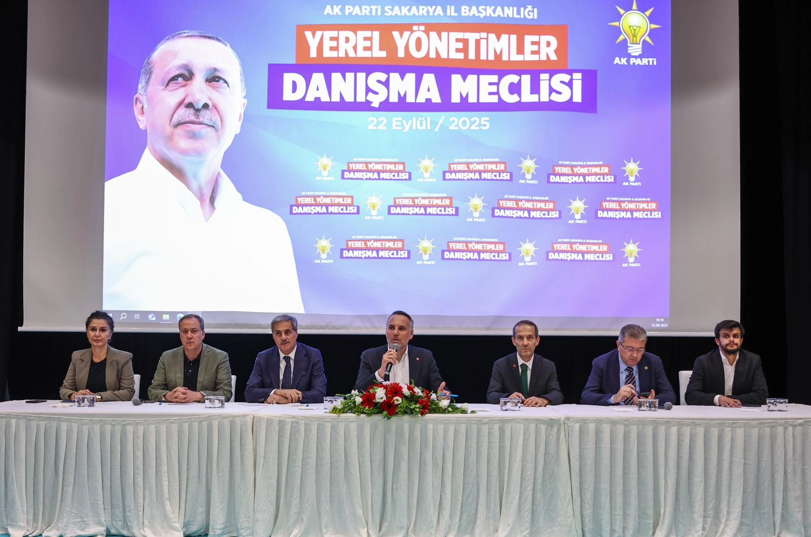 Sakarya Büyükşehir Belediye Başkanı Yusuf Alemdar, Cumhurbaşkanı Recep Tayyip Erdoğan’la